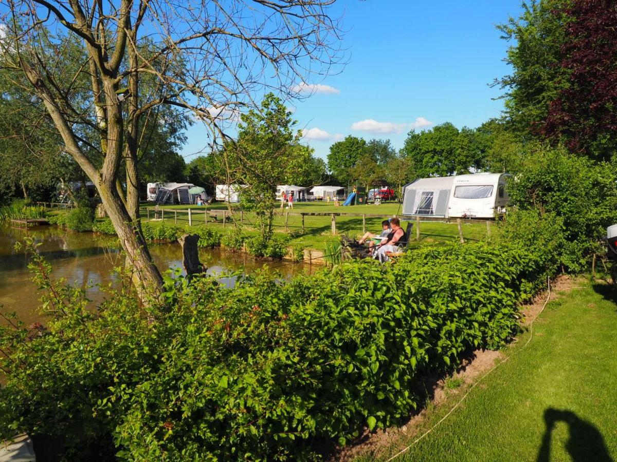 Chalet - Camping 'T Dekske Wintelre 外观 照片
