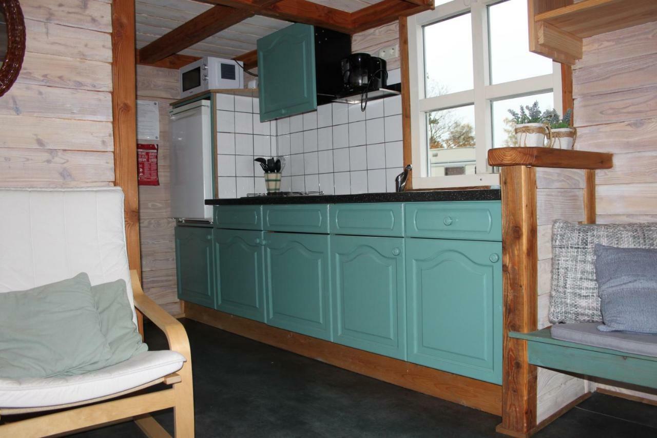 Chalet - Camping 'T Dekske Wintelre 外观 照片